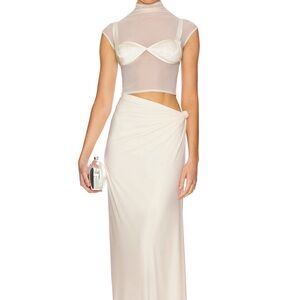 Dove Set in Ivory by Deme